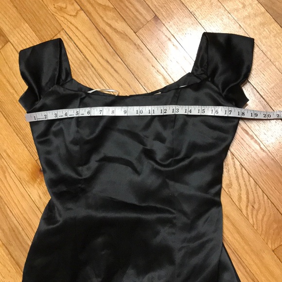 Vera Wang Satin off shoulder Vintage Pencil Formal Evening Retro whimsygoth - Picture 7 of 10